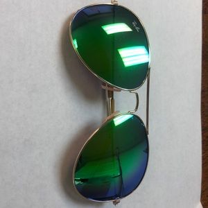 Women’s Ray Ban Sunglasses